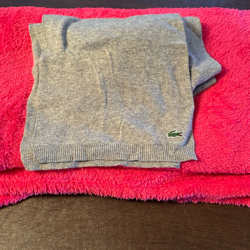 Euc Unisex Lacoste Scarf